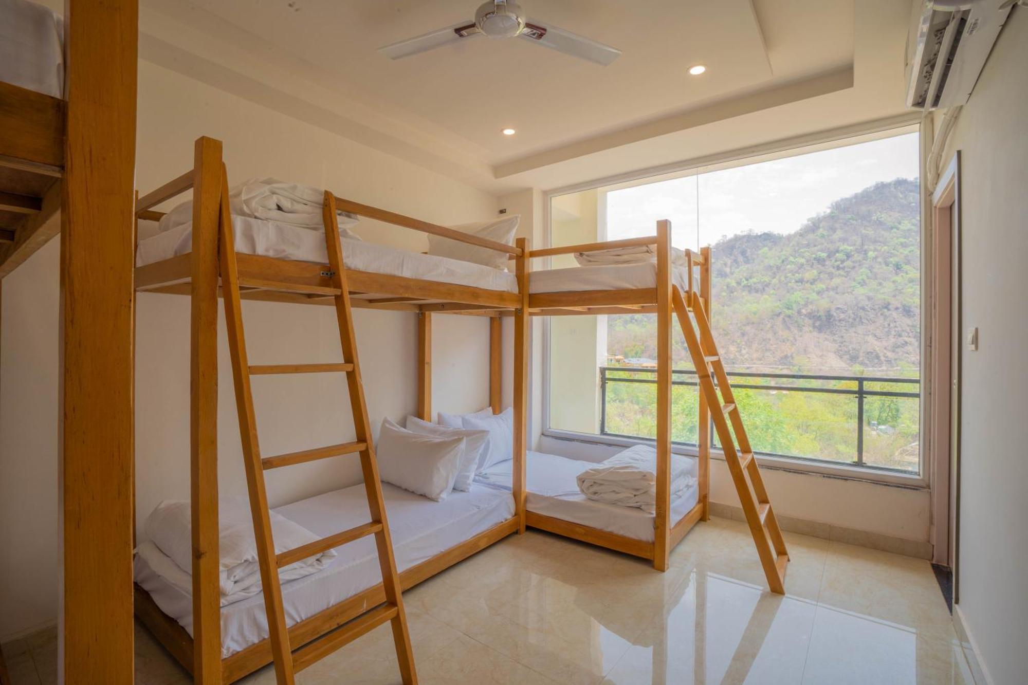Perfectstayz Alpine Near Laxman Jhula Rishikesh Exterior photo